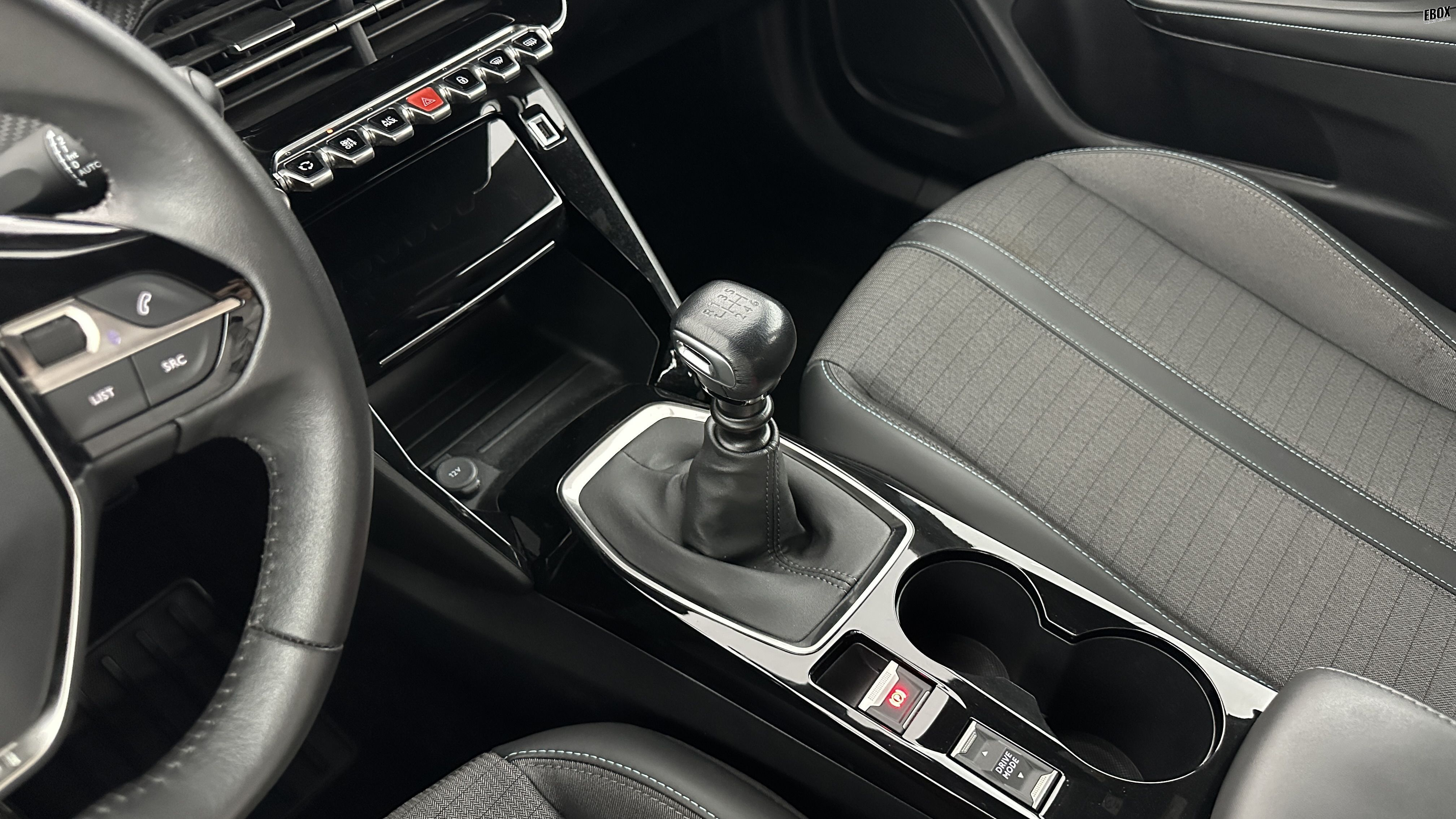 GLI00006850_p53 - PEUGEOT - 2008 - 2023 - photo 14