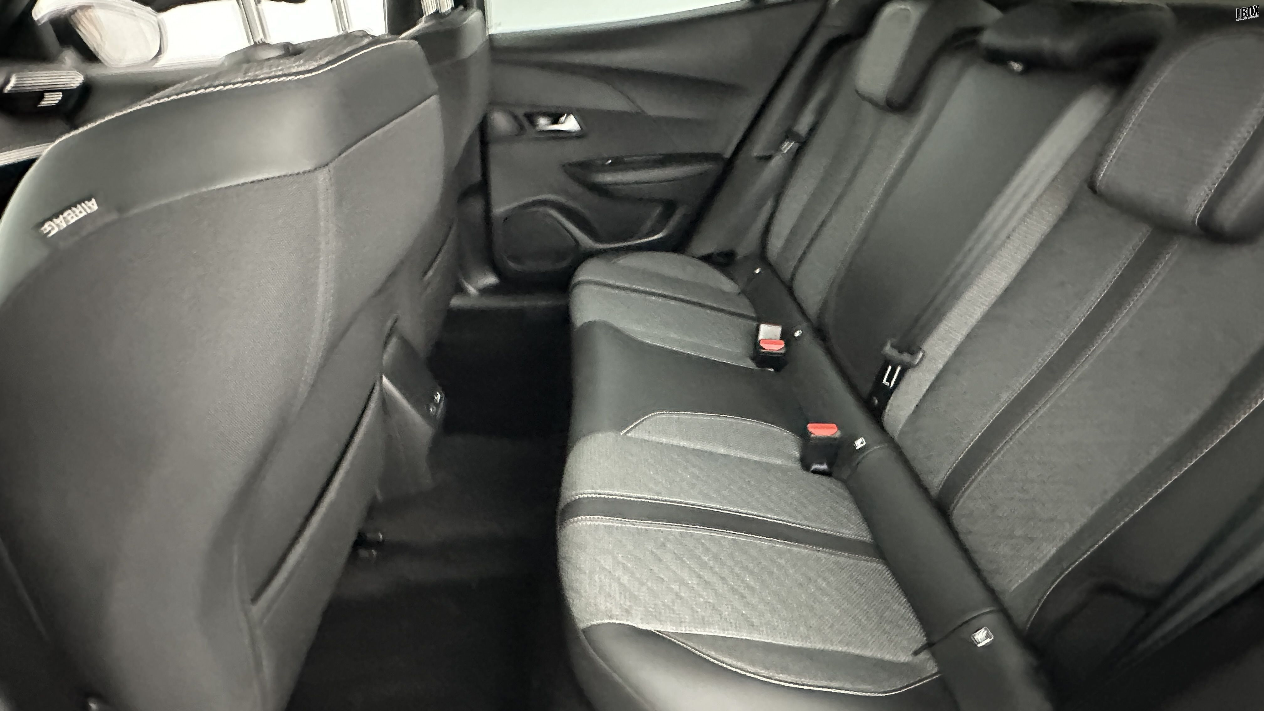 GLI00006854_p53 - PEUGEOT - 2008 - 2024 - photo 9