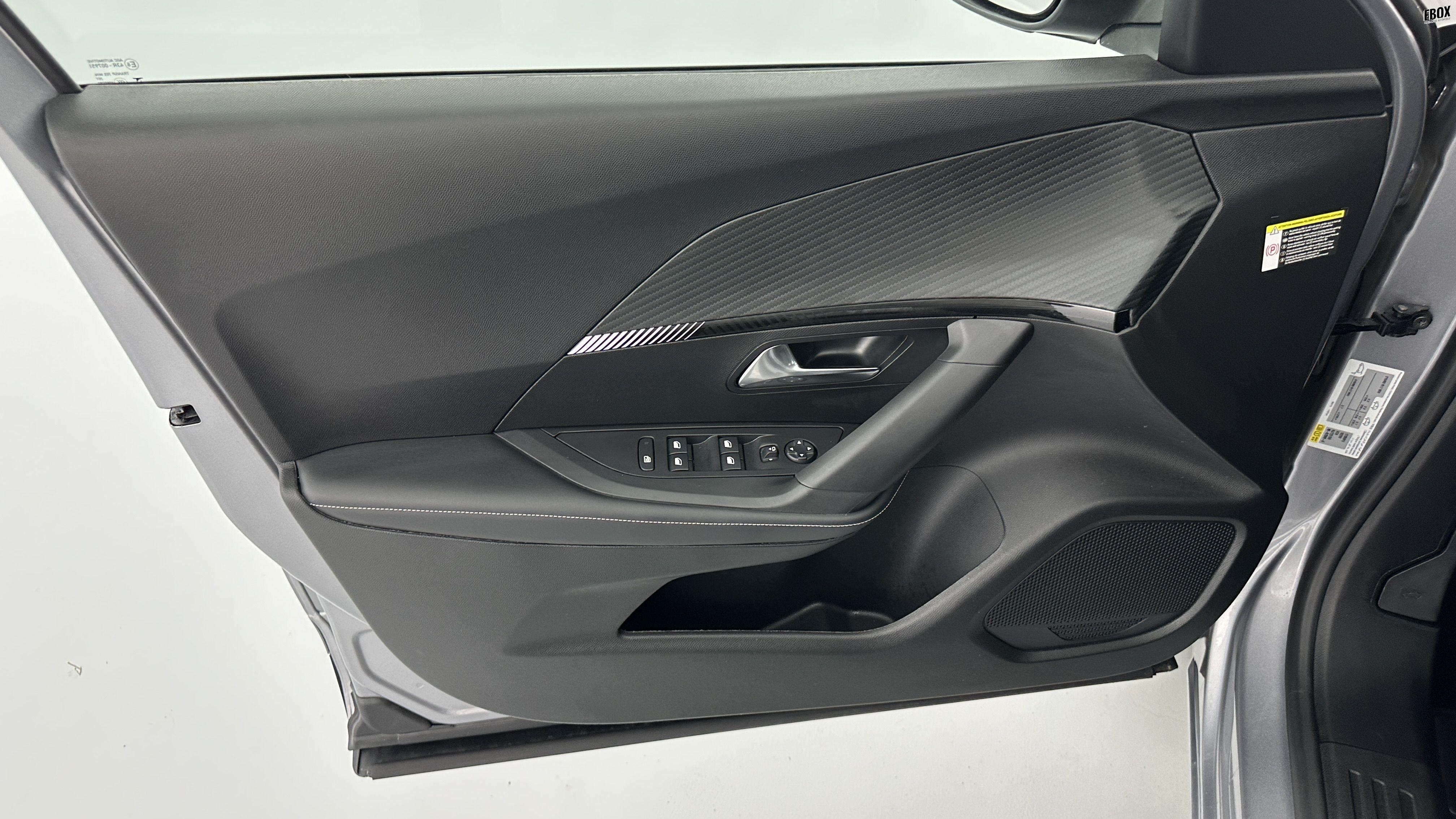 GLI00006854_p53 - PEUGEOT - 2008 - 2024 - photo 11