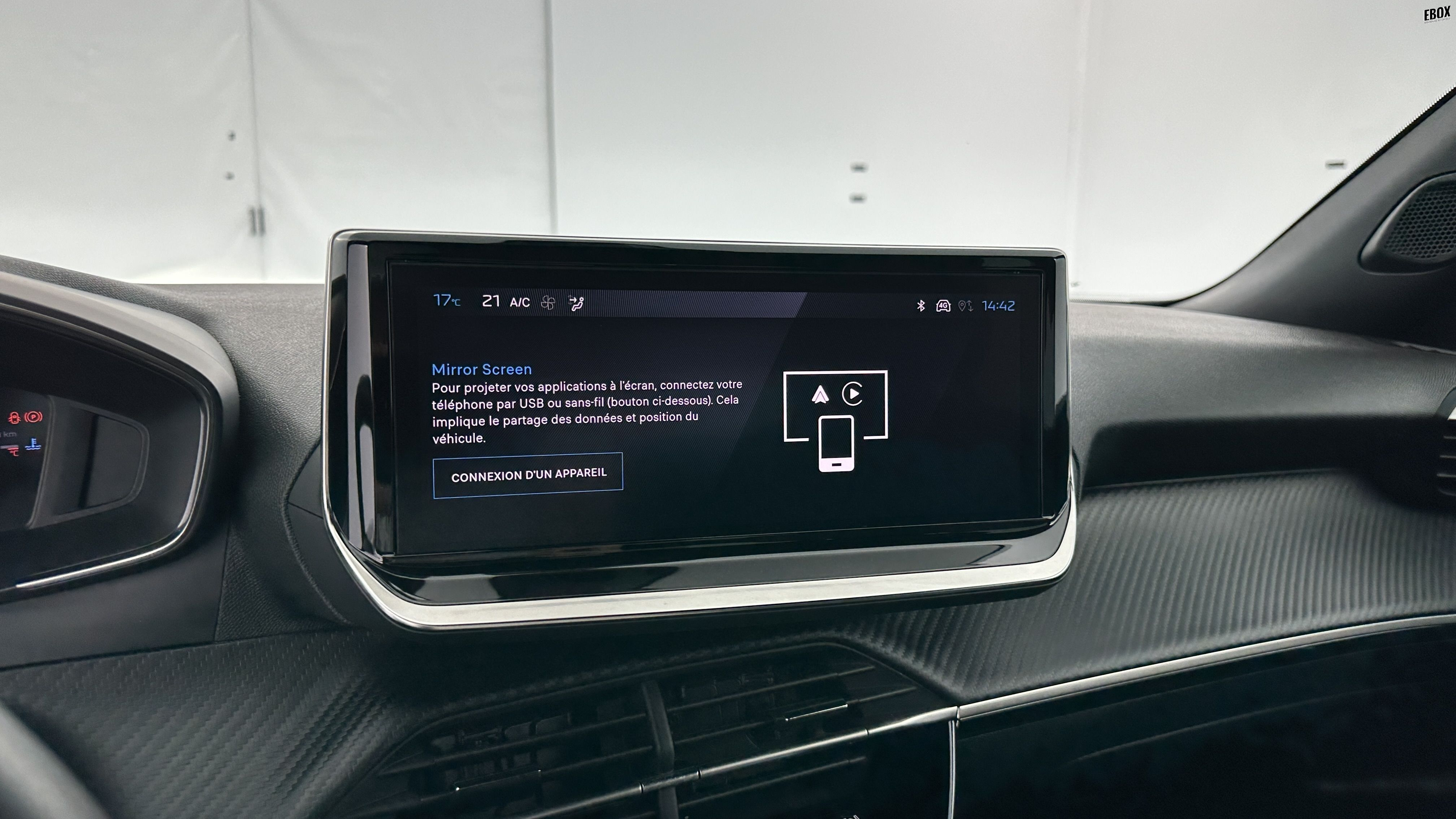 GLI00006854_p53 - PEUGEOT - 2008 - 2024 - photo 17