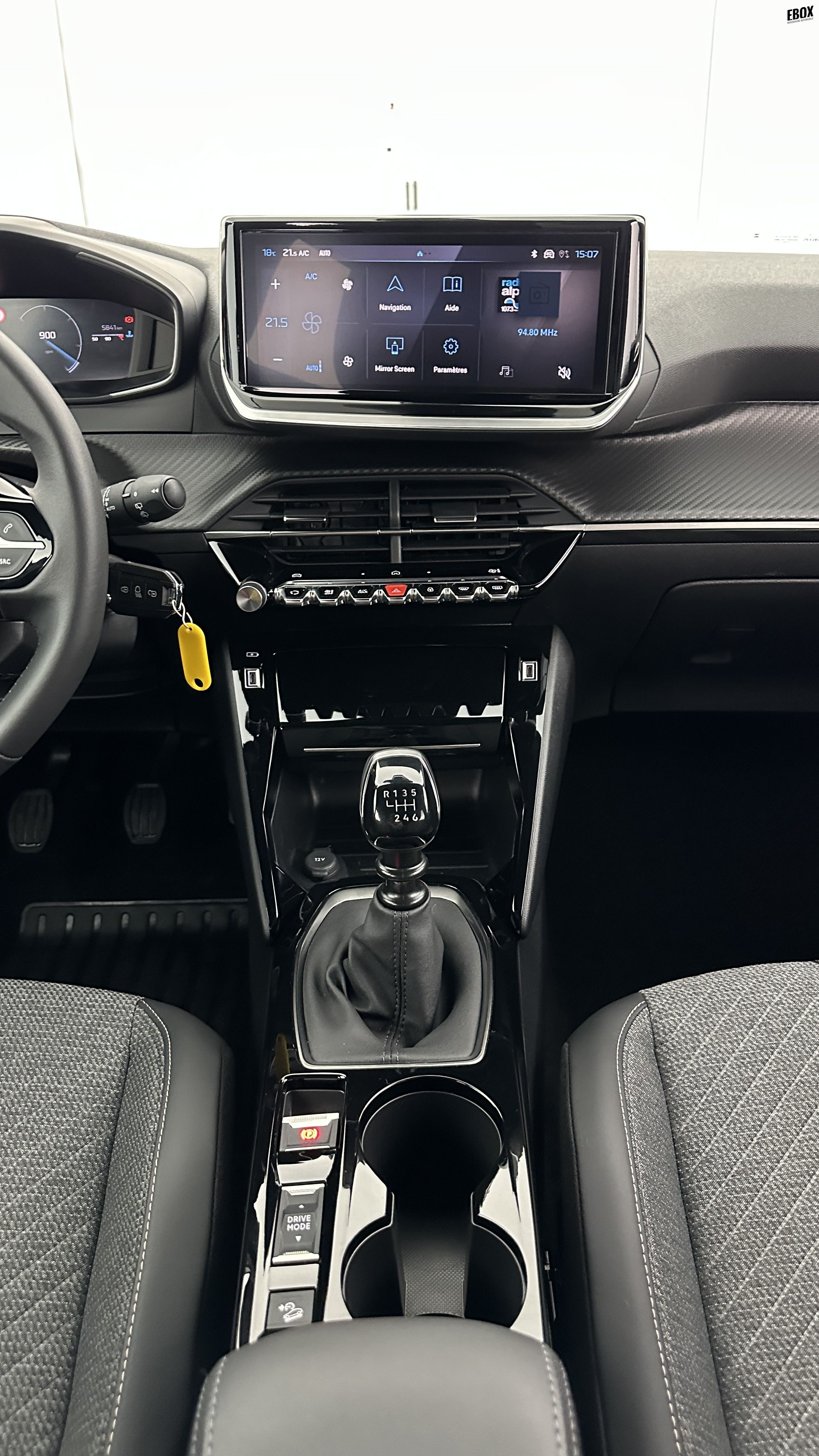 GLI00006852_p53 - PEUGEOT - 2008 - 2024 - photo 15