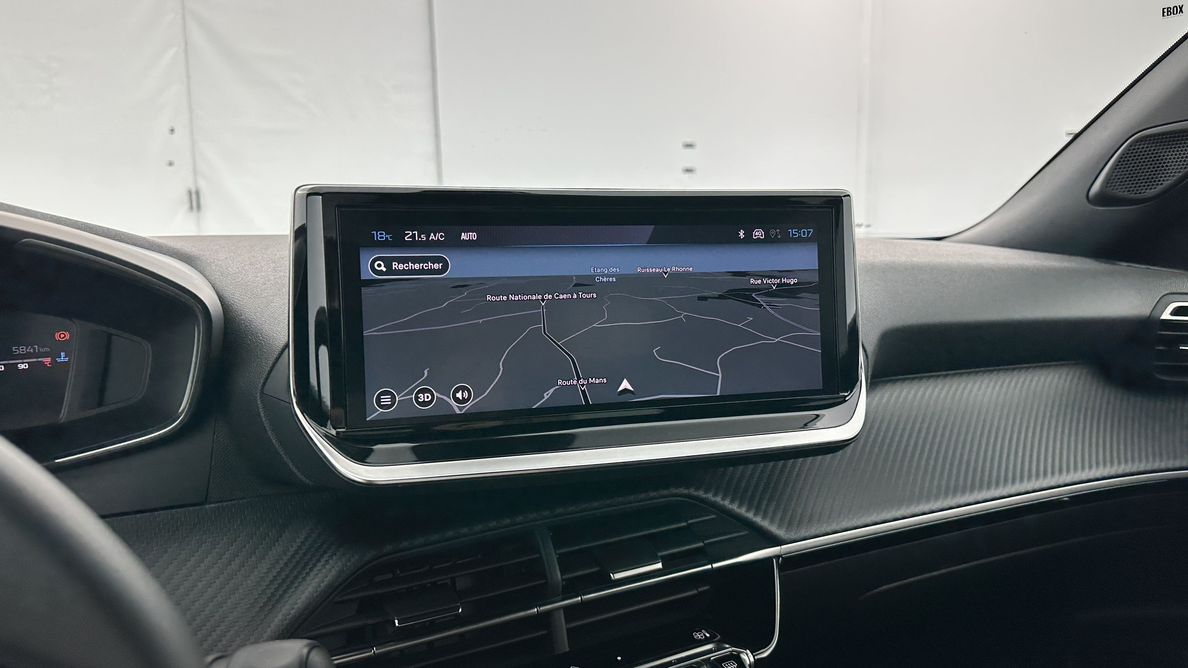 GLI00006852_p53 - PEUGEOT - 2008 - 2024 - photo 18