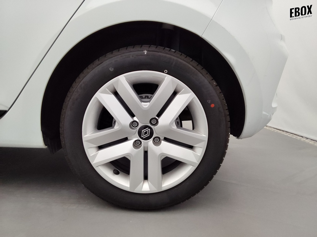 72530_p51 - RENAULT - CLIO - 2025 - photo 11