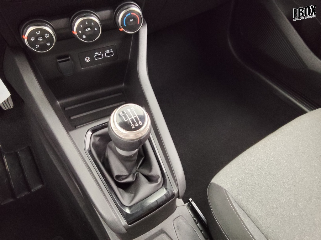 72530_p51 - RENAULT - CLIO - 2025 - photo 13