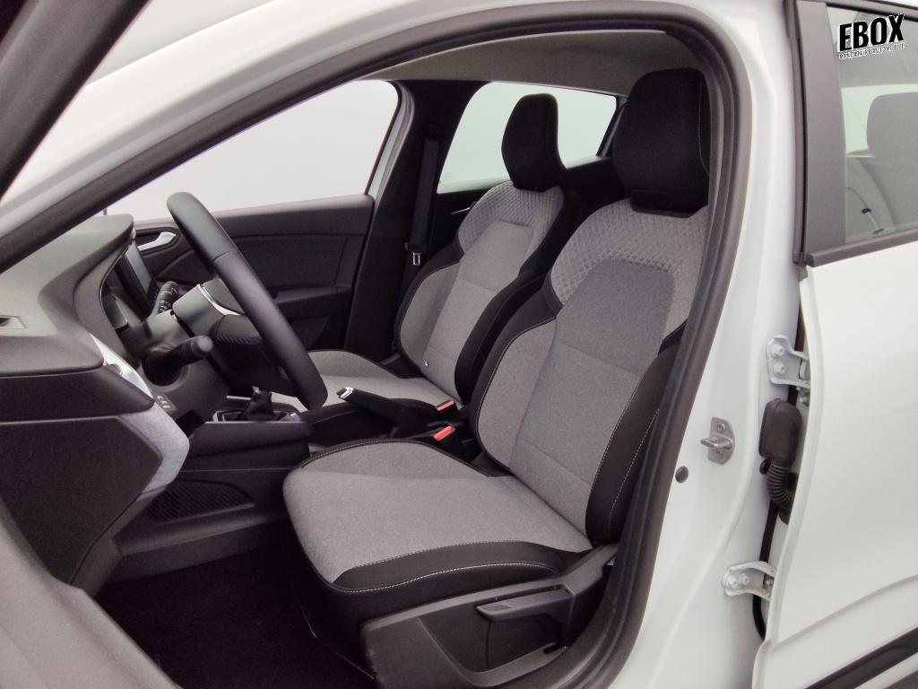 72530_p51 - RENAULT - CLIO - 2025 - photo 14