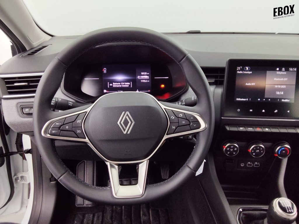 72530_p51 - RENAULT - CLIO - 2025 - photo 16