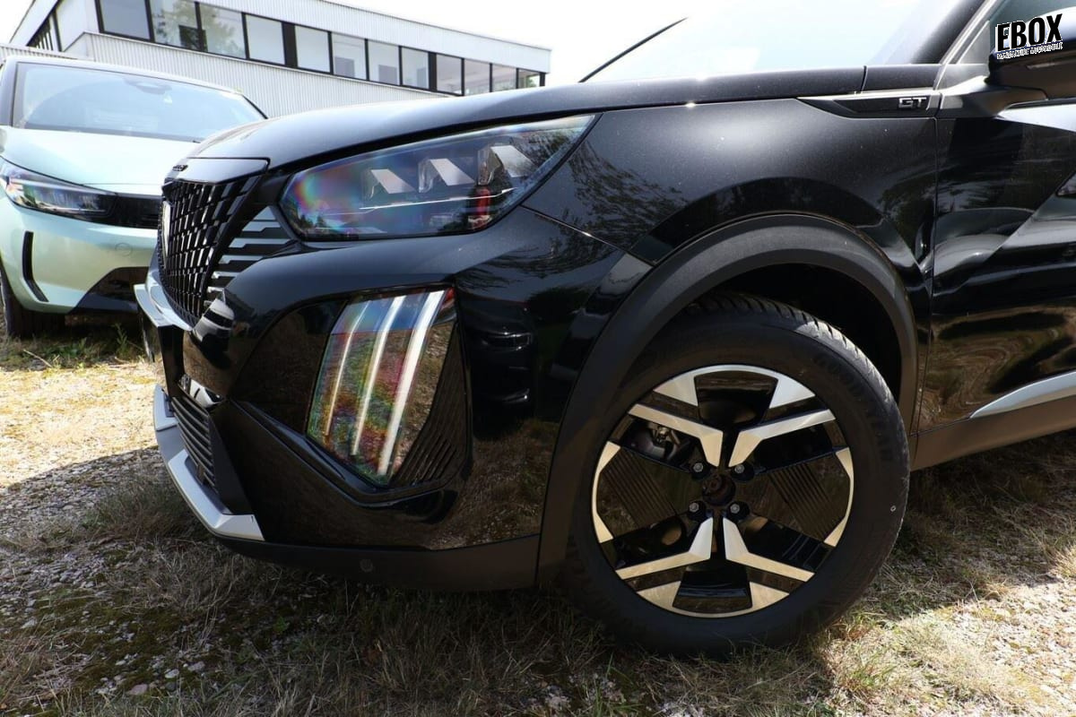 353572_p2 - PEUGEOT - 2008 - 2025 - photo 5