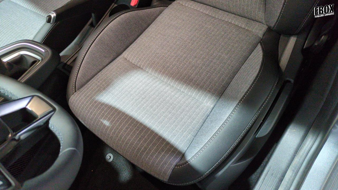 46484_p28 - RENAULT - CLIO 5 - 2025 - photo 10