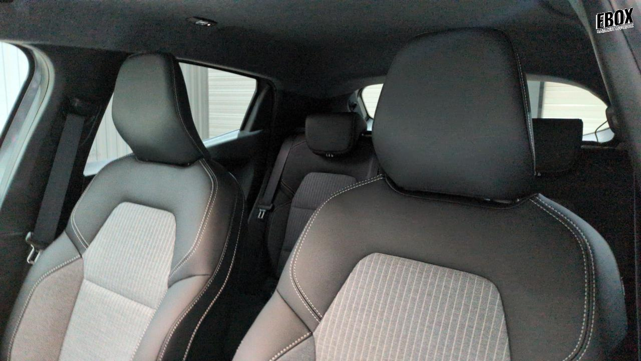 46484_p28 - RENAULT - CLIO 5 - 2025 - photo 11