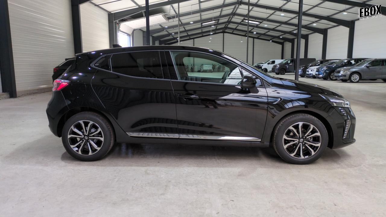 46488_p28 - RENAULT - CLIO 5 - 2025 - photo 3