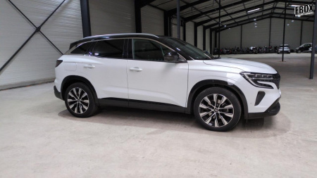 46548_p28 - RENAULT - AUSTRAL - 2025