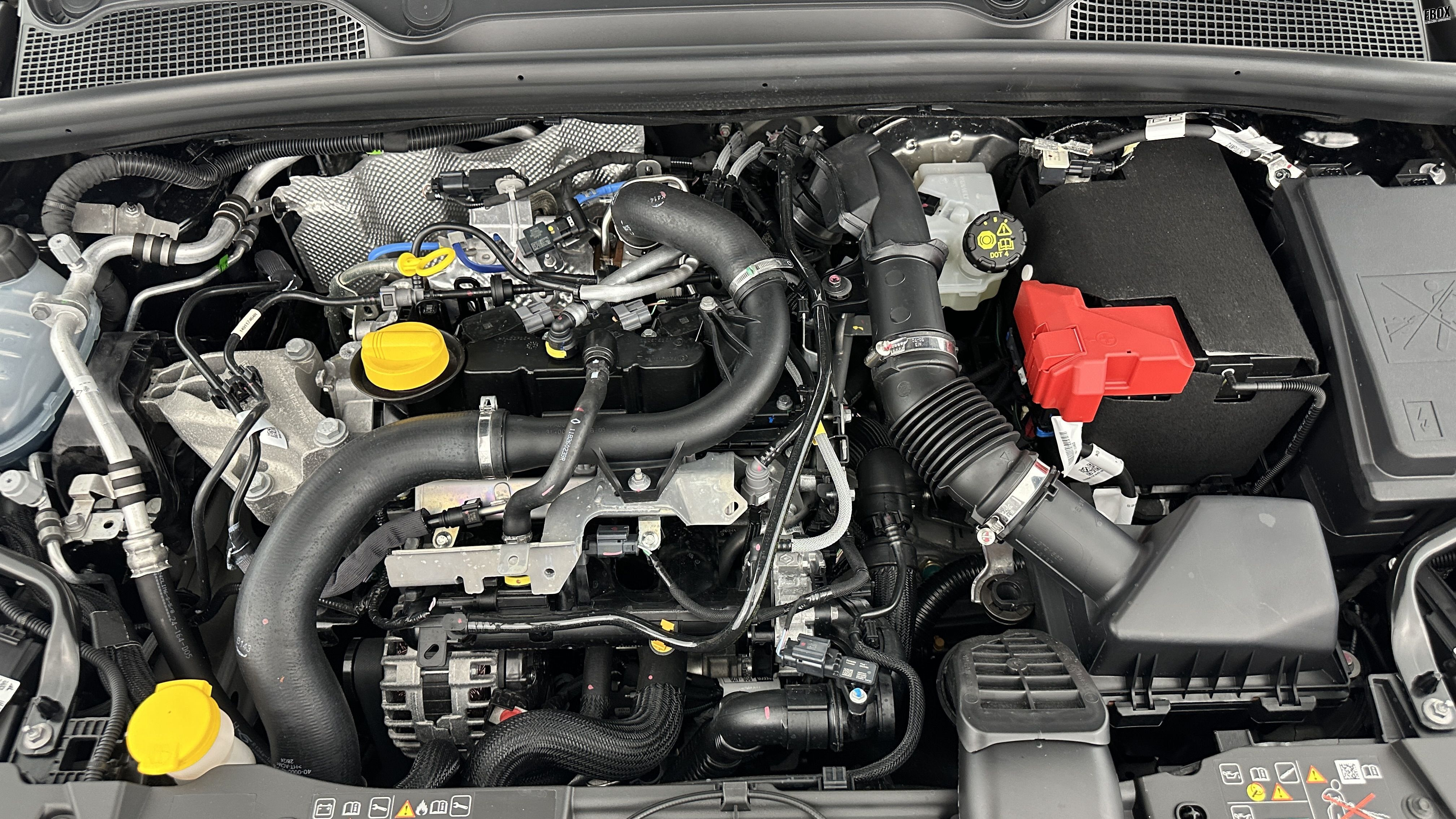 GLI00002522_p53 - RENAULT - CLIO - 2024 - photo 11