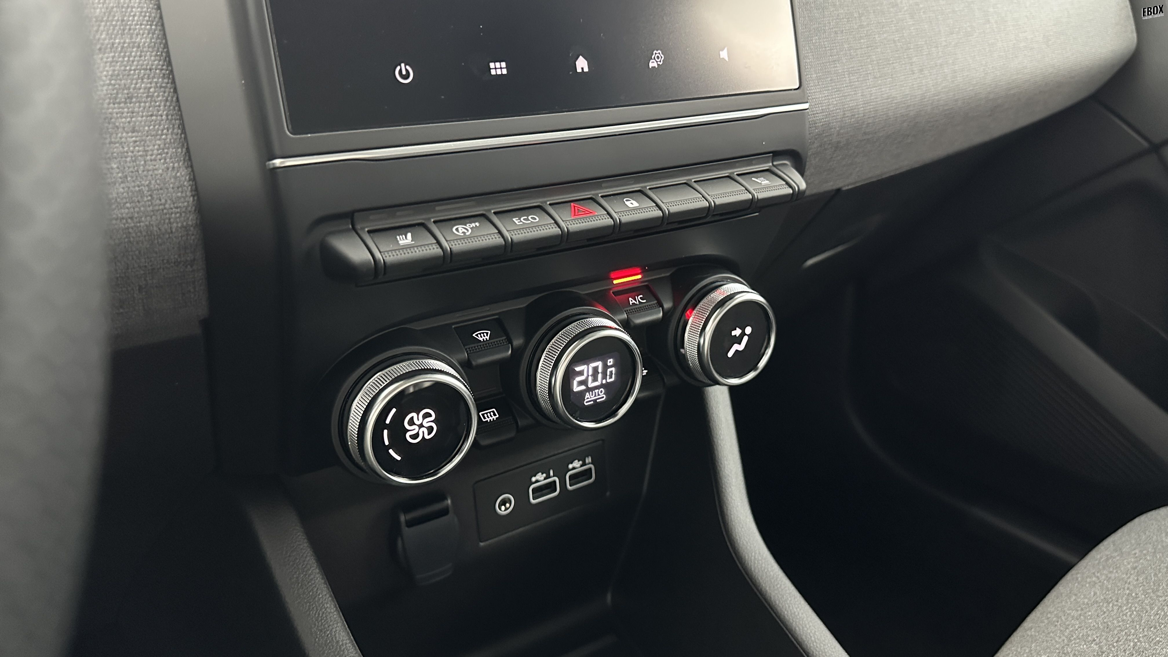 GLI00002522_p53 - RENAULT - CLIO - 2024 - photo 18