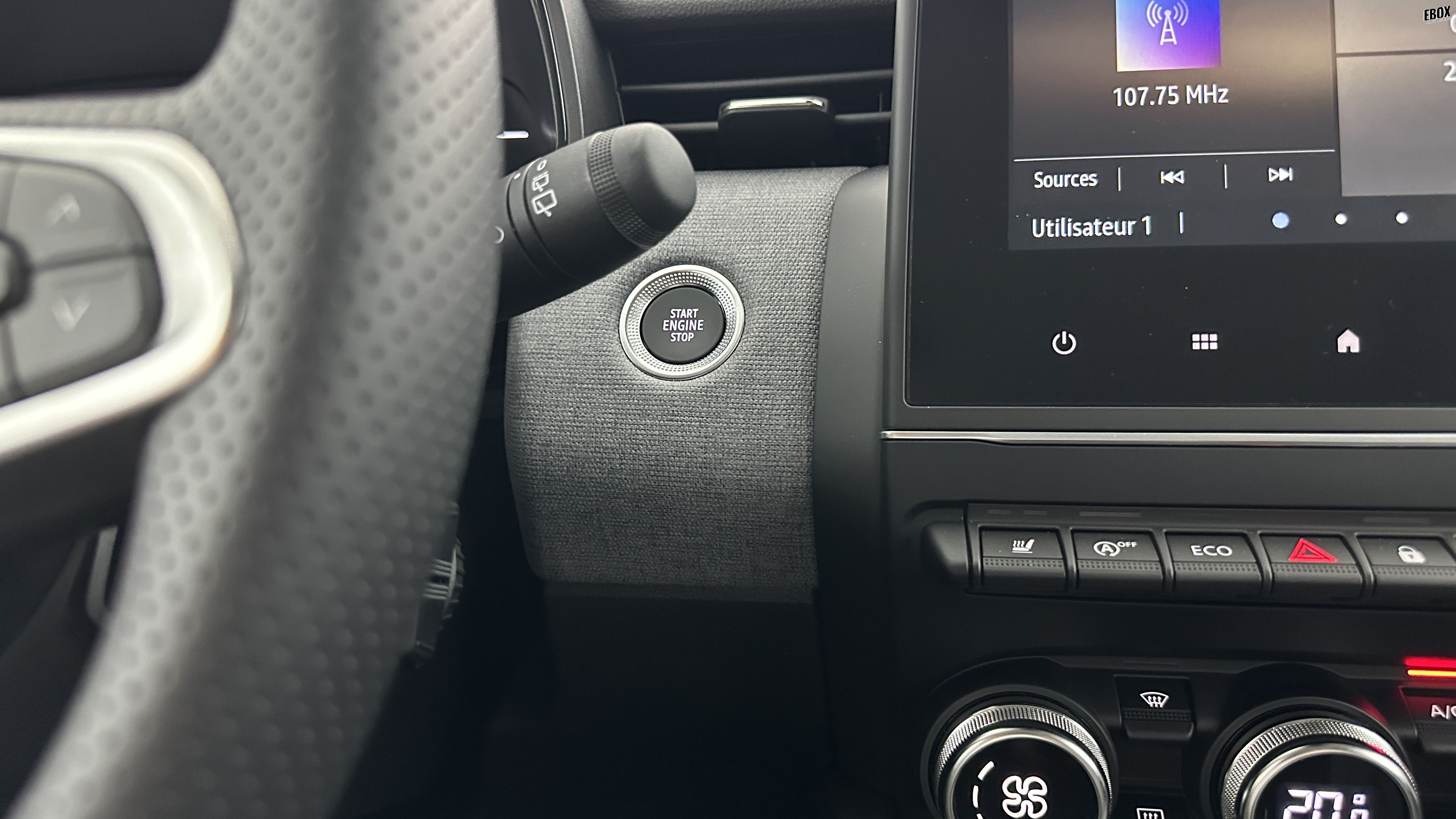 GLI00002522_p53 - RENAULT - CLIO - 2024 - photo 19