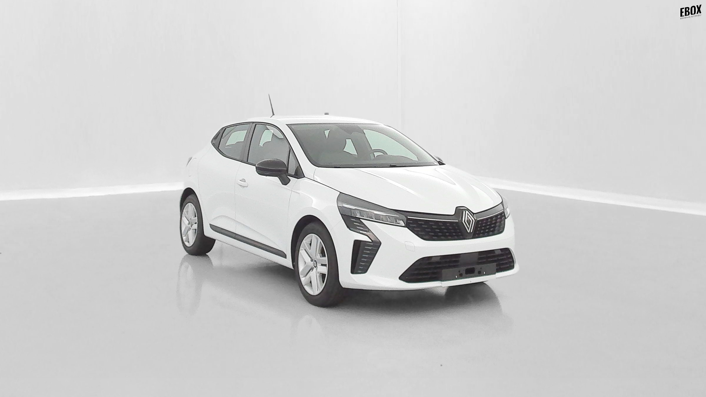 GLI00002517_p53 - RENAULT - CLIO - 2024 - photo 1