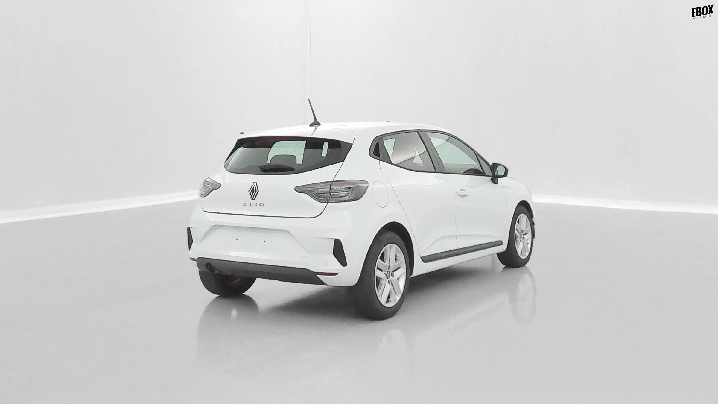 GLI00002517_p53 - RENAULT - CLIO - 2024 - photo 22