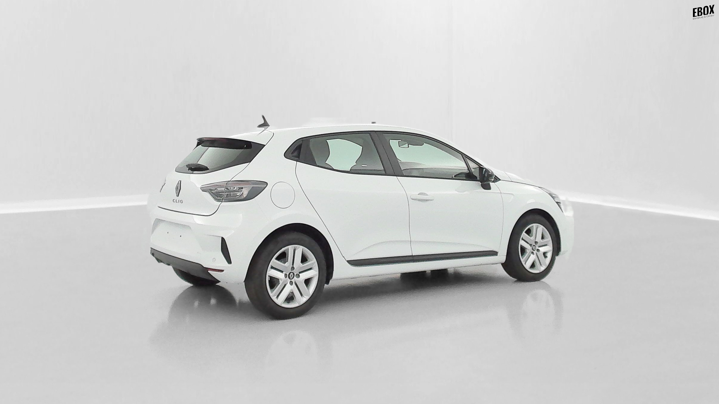 GLI00002517_p53 - RENAULT - CLIO - 2024 - photo 26