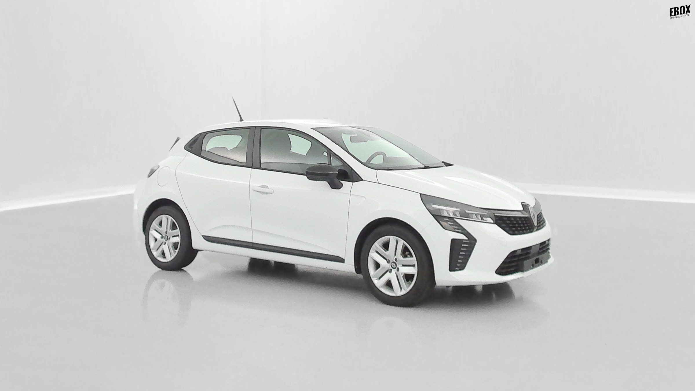 GLI00002517_p53 - RENAULT - CLIO - 2024 - photo 27