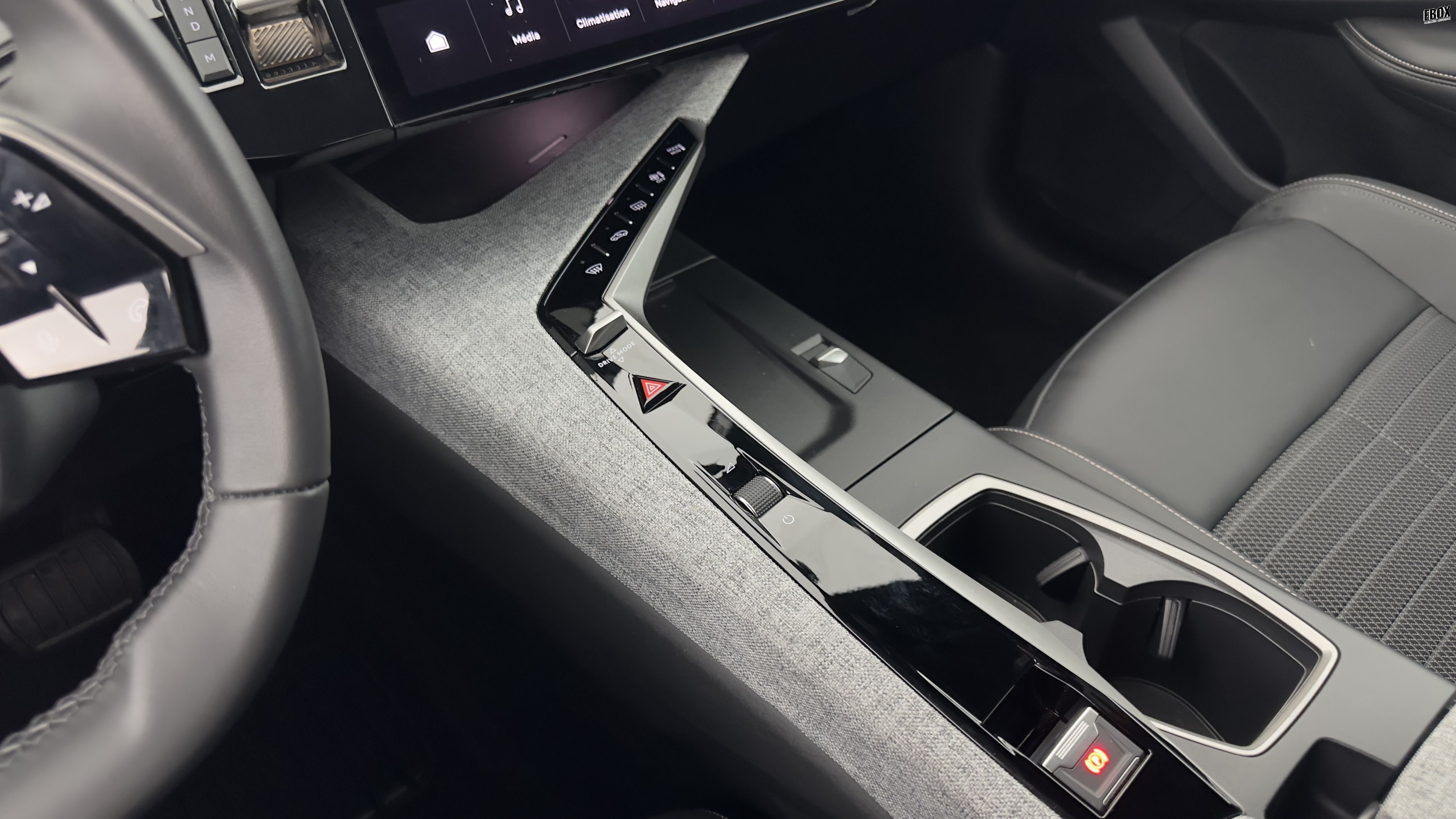 GLI00002832_p53 - PEUGEOT - 3008 - 2024 - photo 15