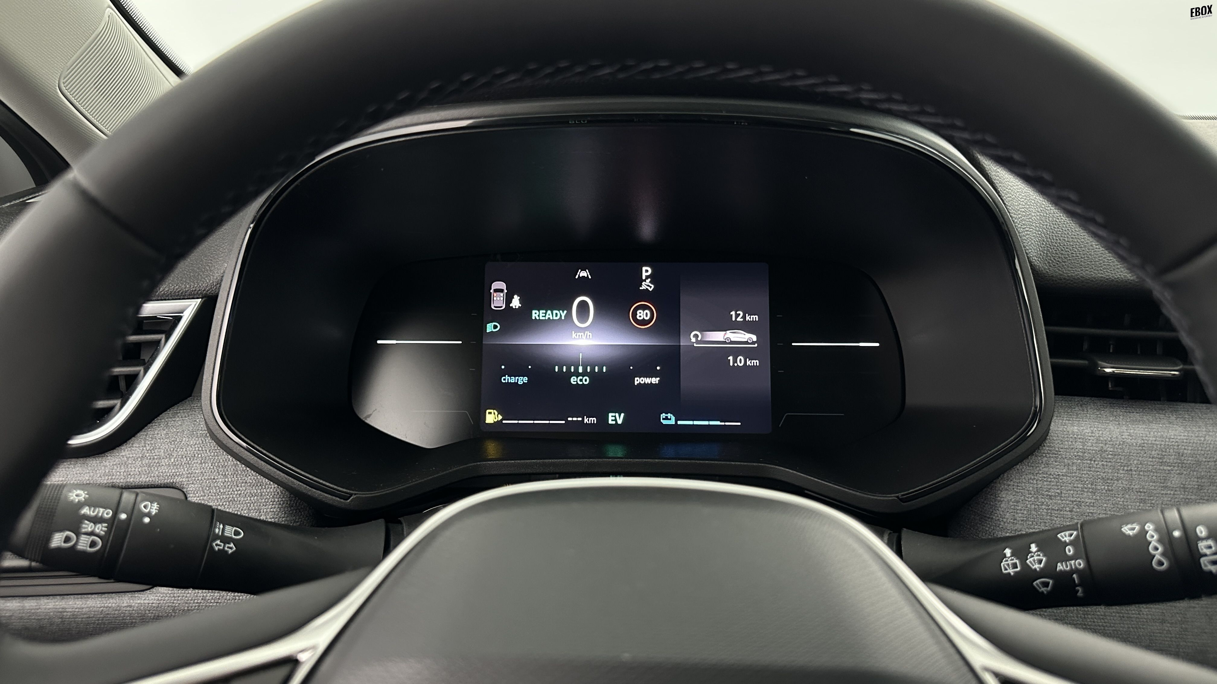 GLI00002839_p53 - RENAULT - CLIO - 2025 - photo 15