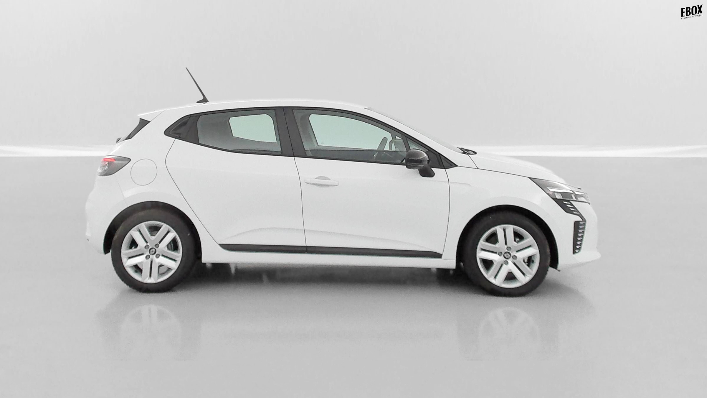 GLI00002839_p53 - RENAULT - CLIO - 2025 - photo 25