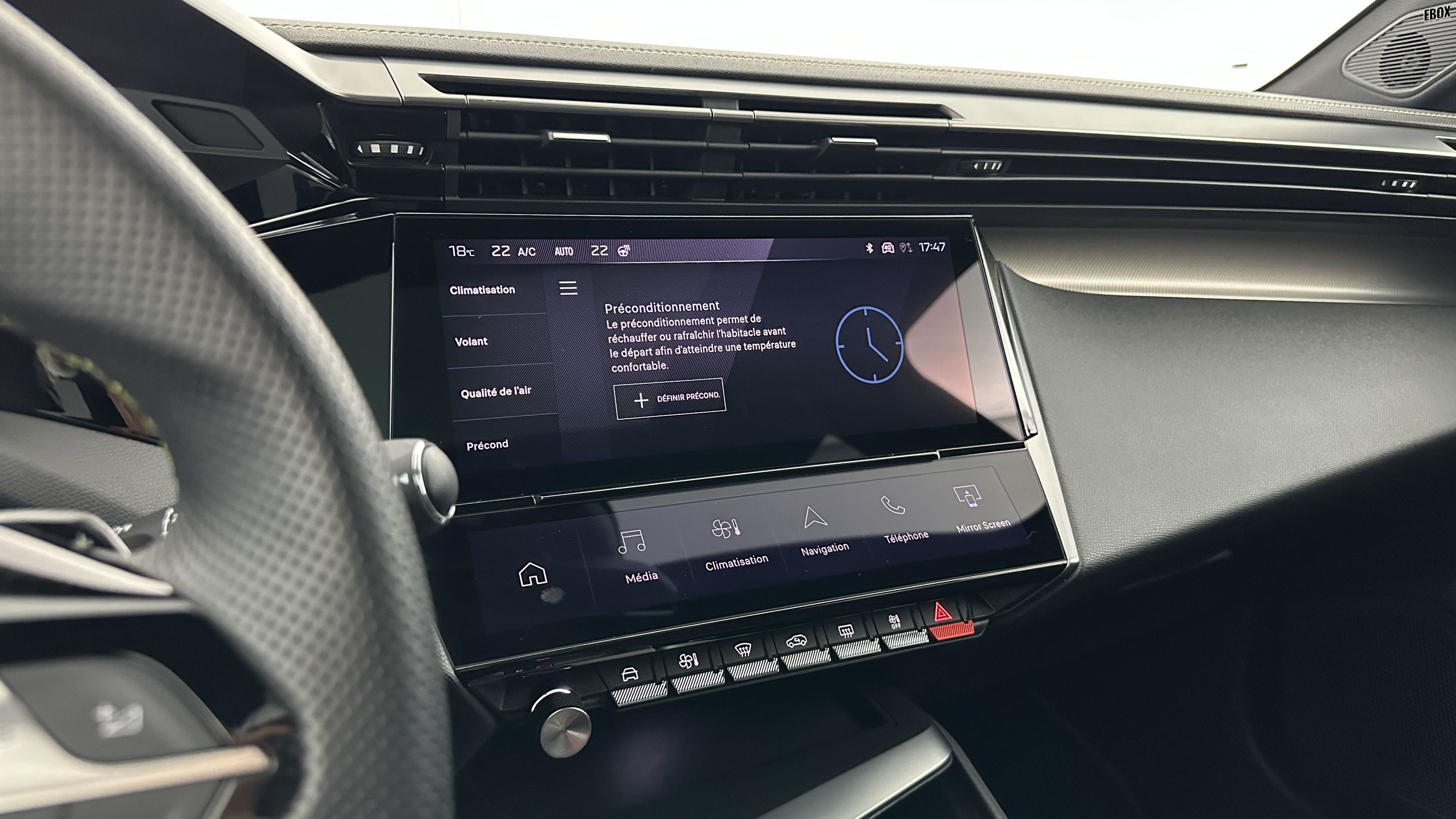 GLI00008456_p53 - PEUGEOT - 408 - 2023 - photo 23