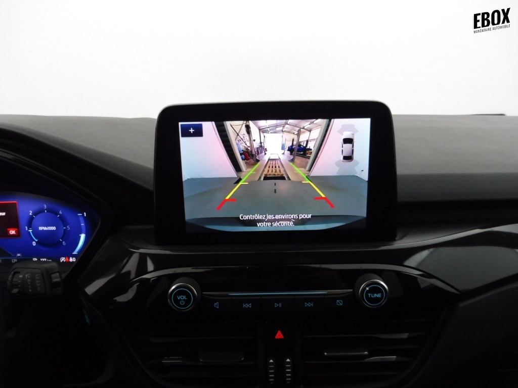 70371_p51 - FORD - KUGA - 2024 - photo 6