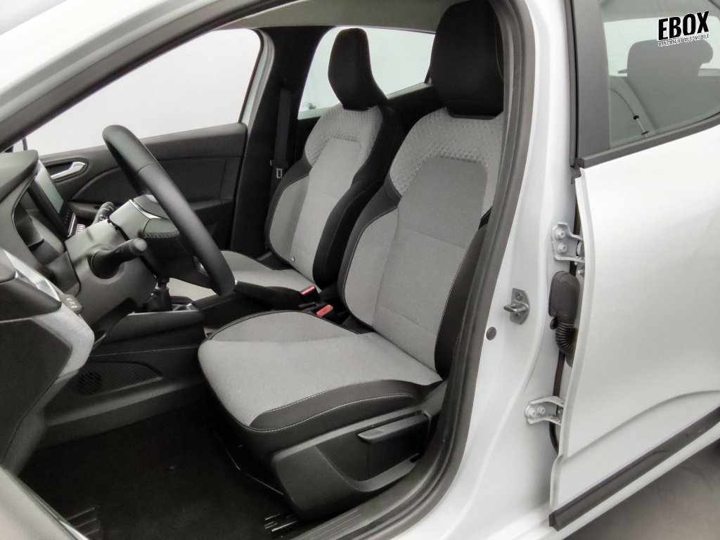 72562_p51 - RENAULT - CLIO - 2025 - photo 13