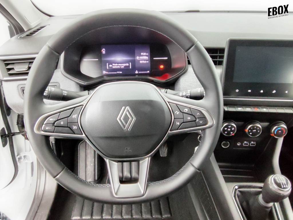 72562_p51 - RENAULT - CLIO - 2025 - photo 15