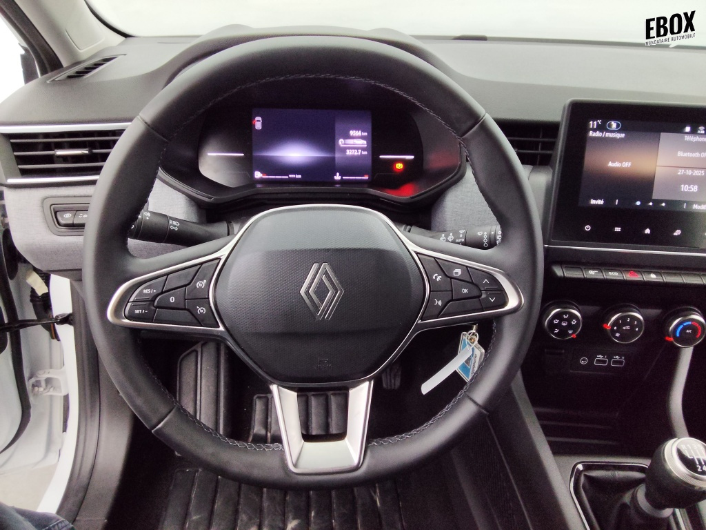 72563_p51 - RENAULT - CLIO - 2025 - photo 16