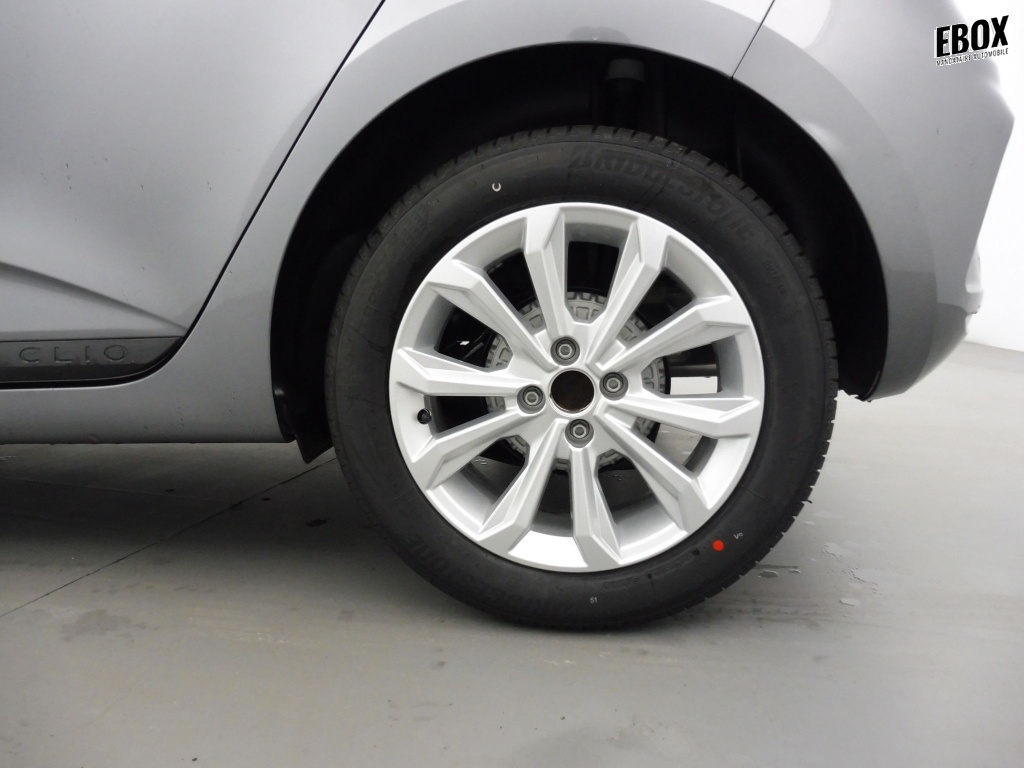 72874_p51 - RENAULT - CLIO - 2025 - photo 10