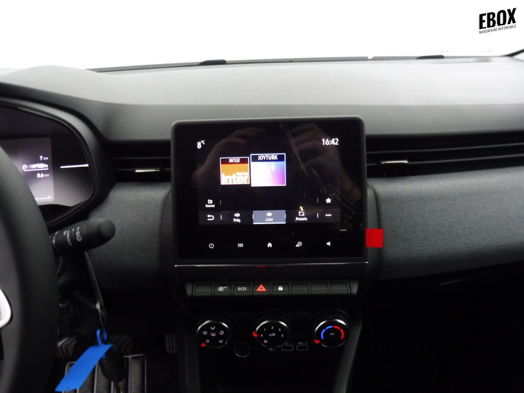 72874_p51 - RENAULT - CLIO - 2025 - photo 11