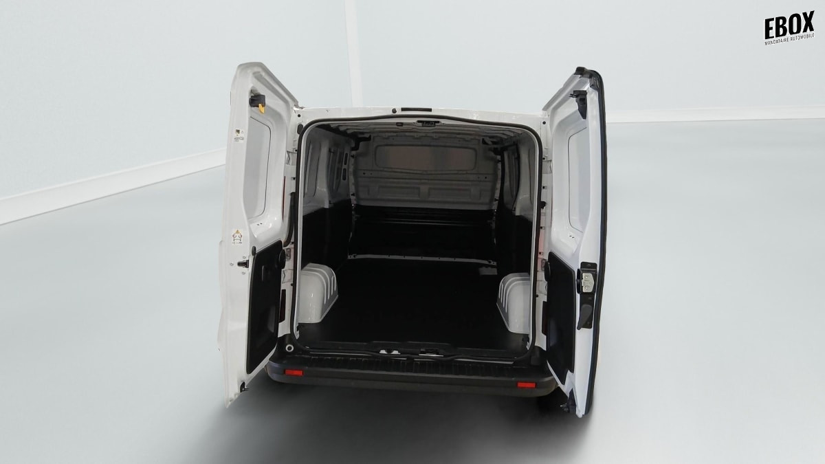 357968_p2 - RENAULT - TRAFIC - 2025 - photo 7