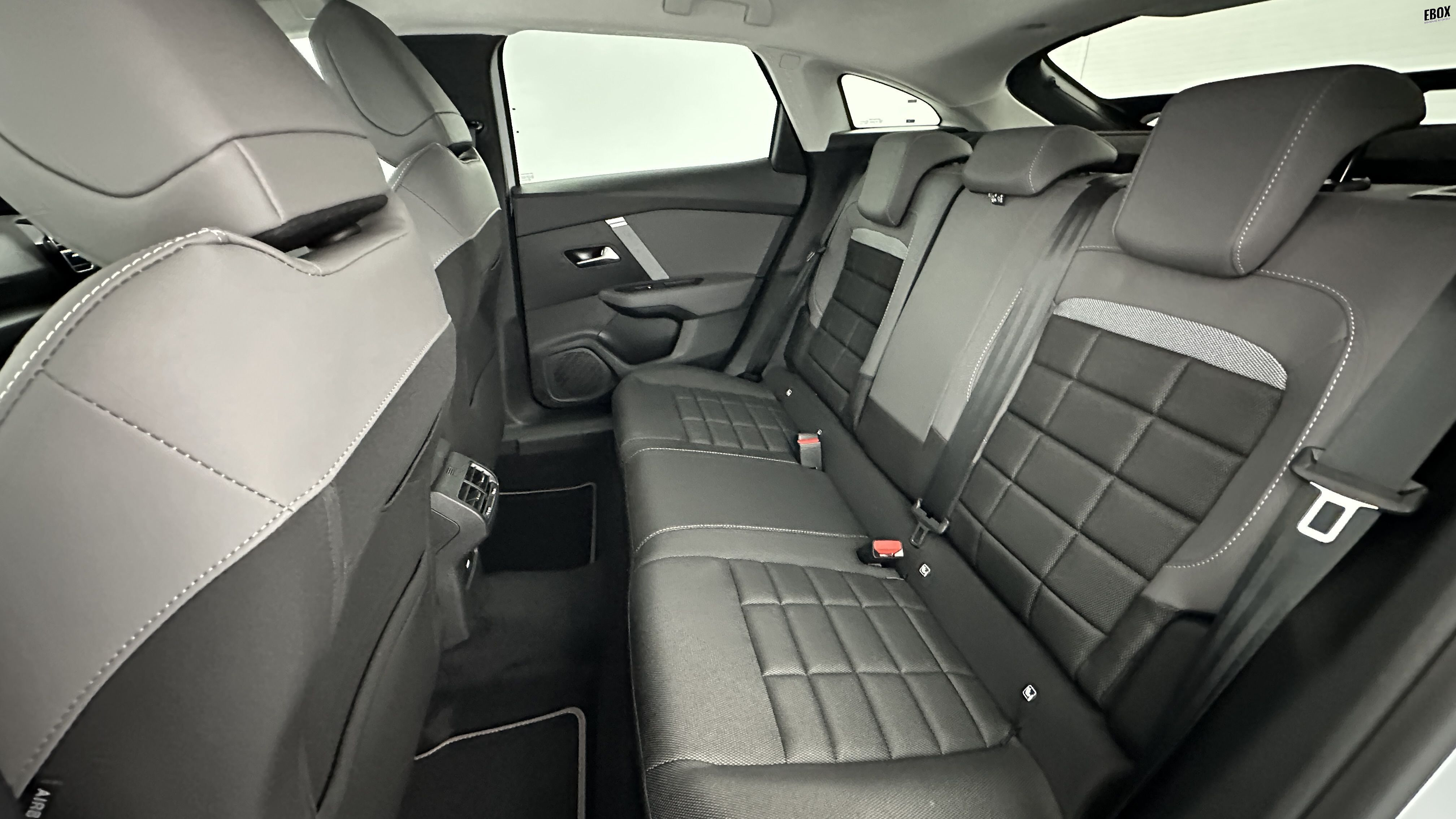 GLI00009051_p53 - CITROEN - C4 - 2025 - photo 9