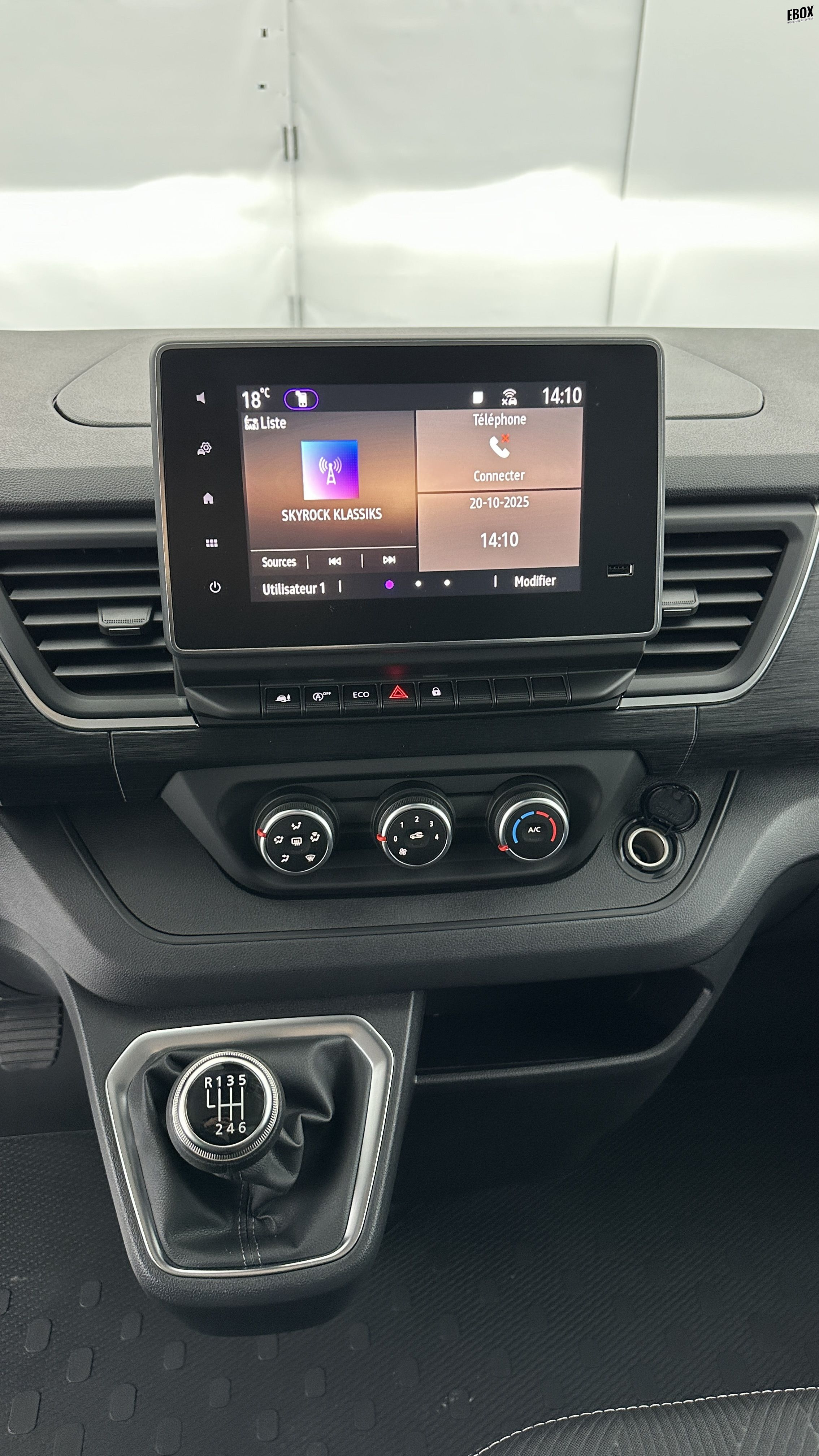 GLI00007851_p53 - RENAULT - TRAFIC - 2025 - photo 11