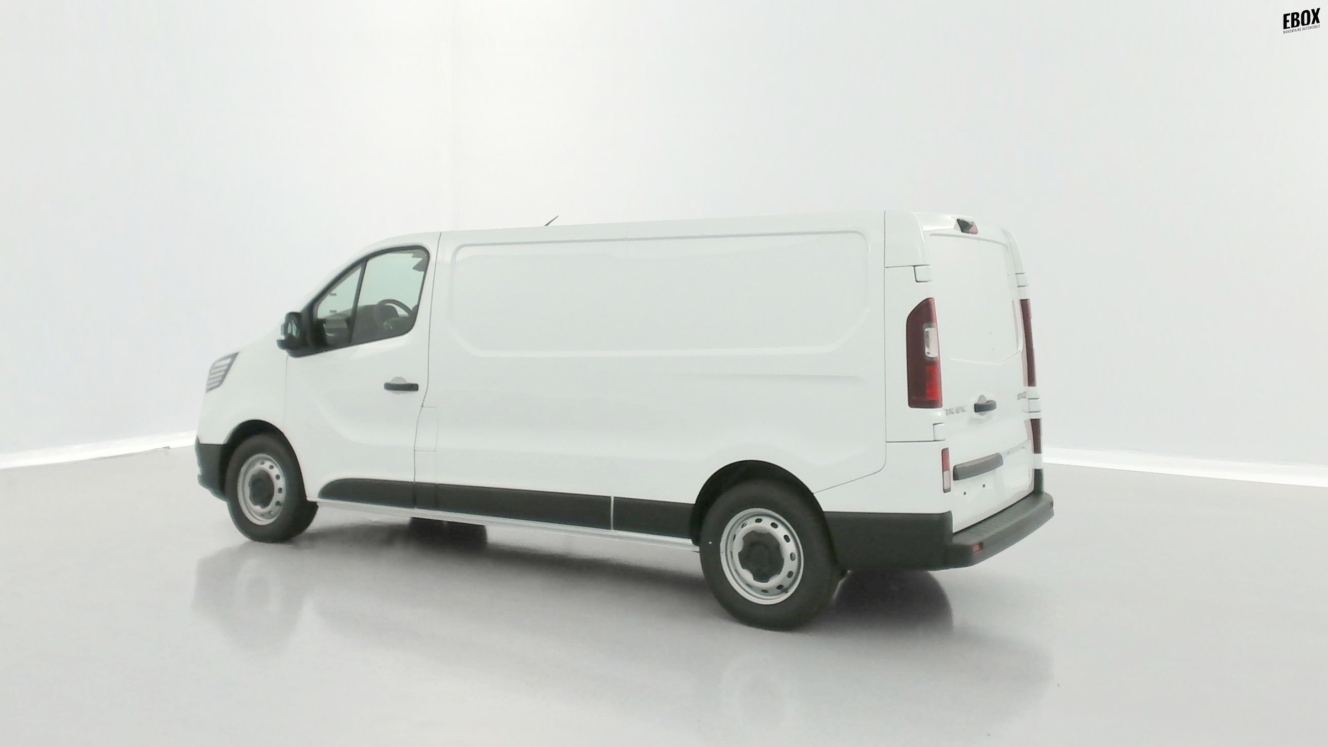 GLI00007851_p53 - RENAULT - TRAFIC - 2025 - photo 20