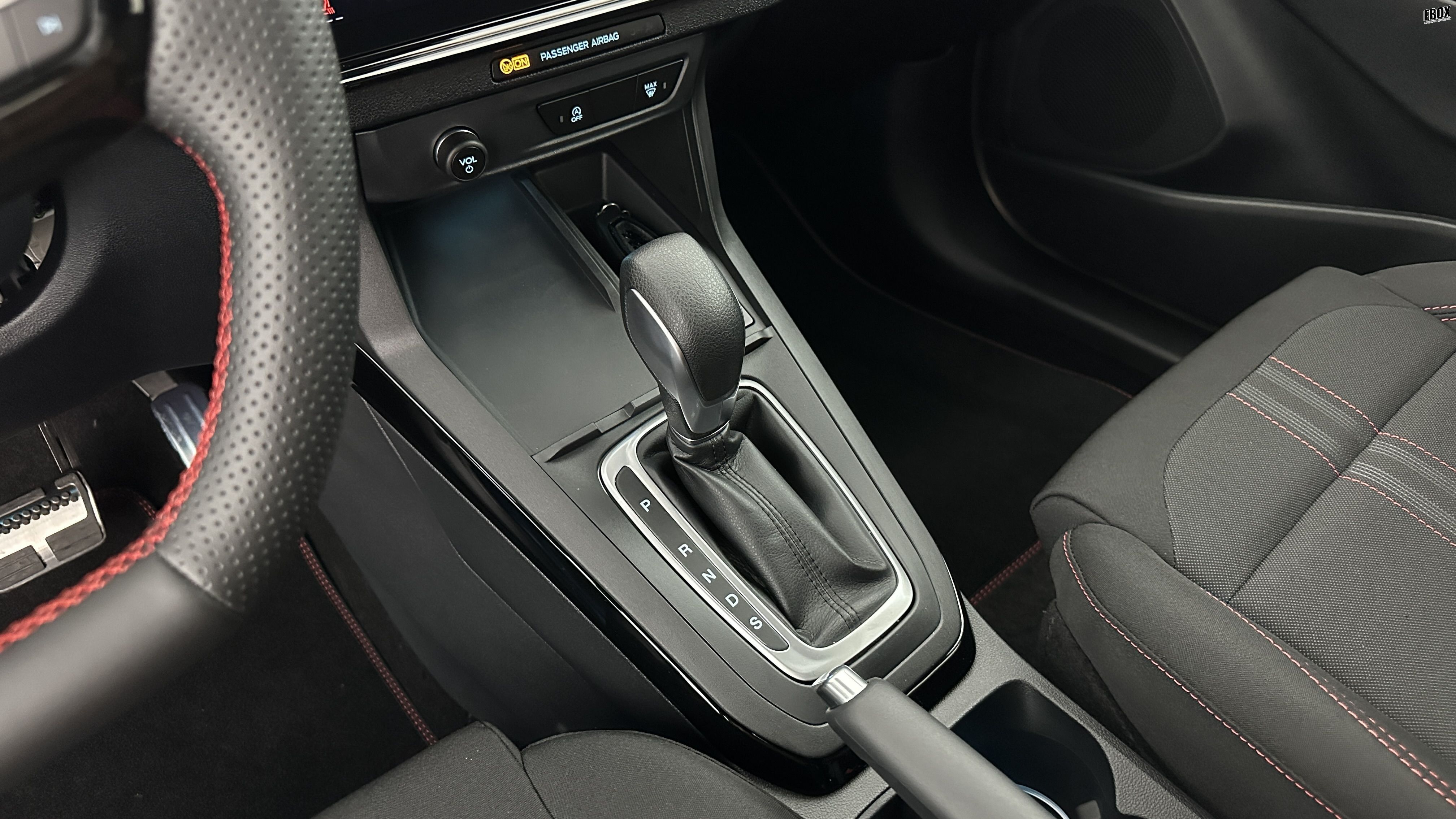 GLI00009892_p53 - FORD - PUMA - 2025 - photo 16