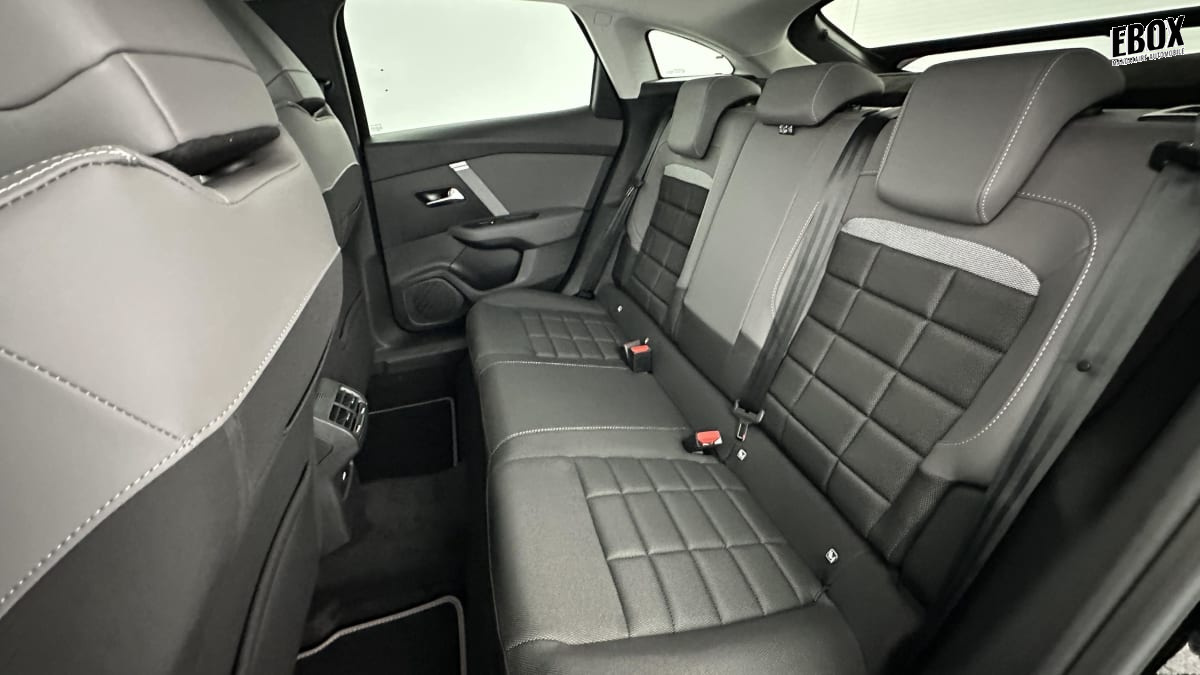 362954_p2 - CITROEN - C4 - 2025 - photo 9