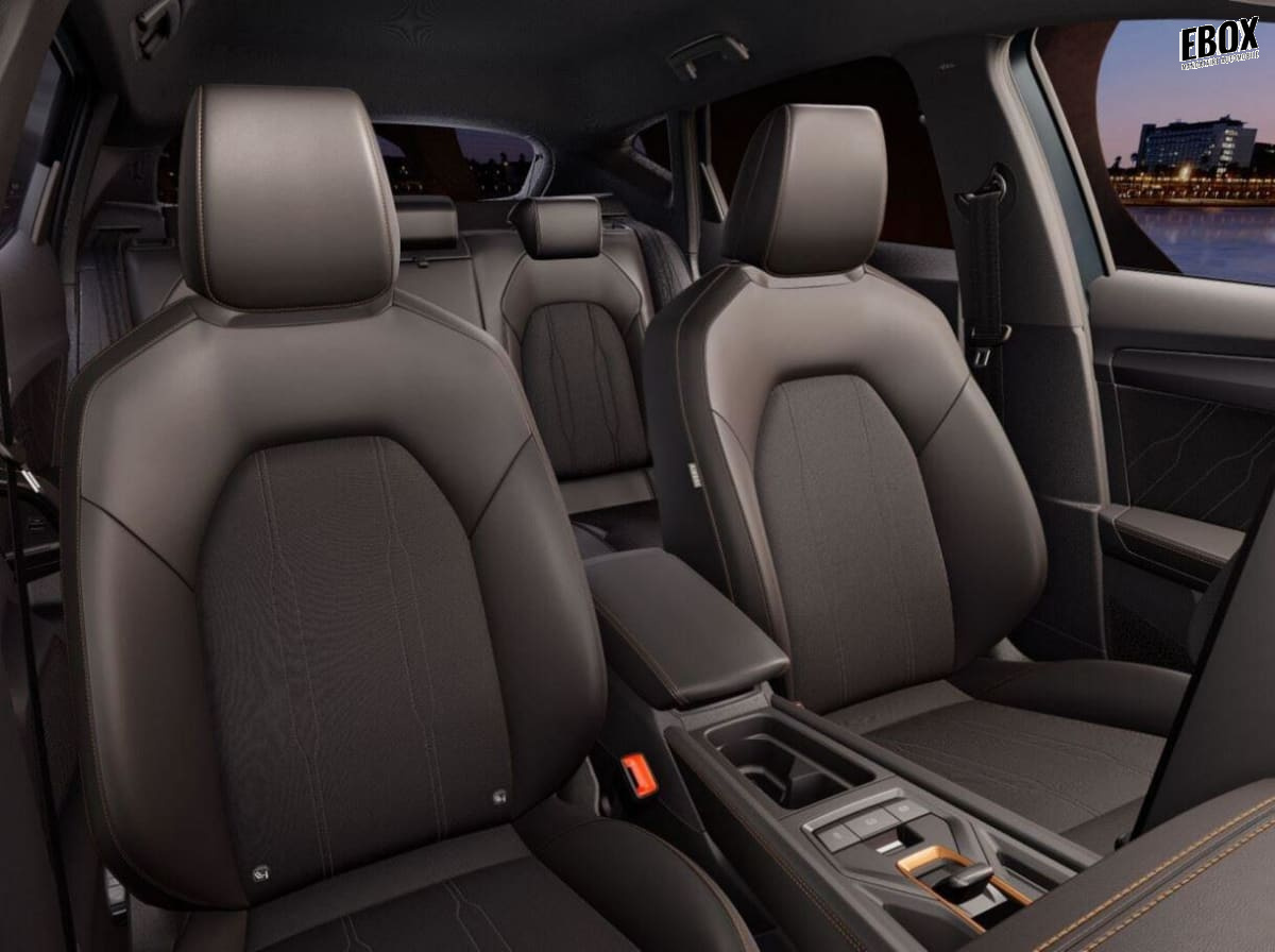 360361_p2 - CUPRA - FORMENTOR - 2025 - photo 5