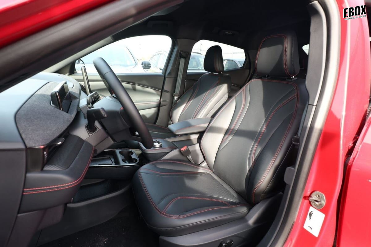 363665_p2 - FORD - MUSTANG MACH E - 2026 - photo 6