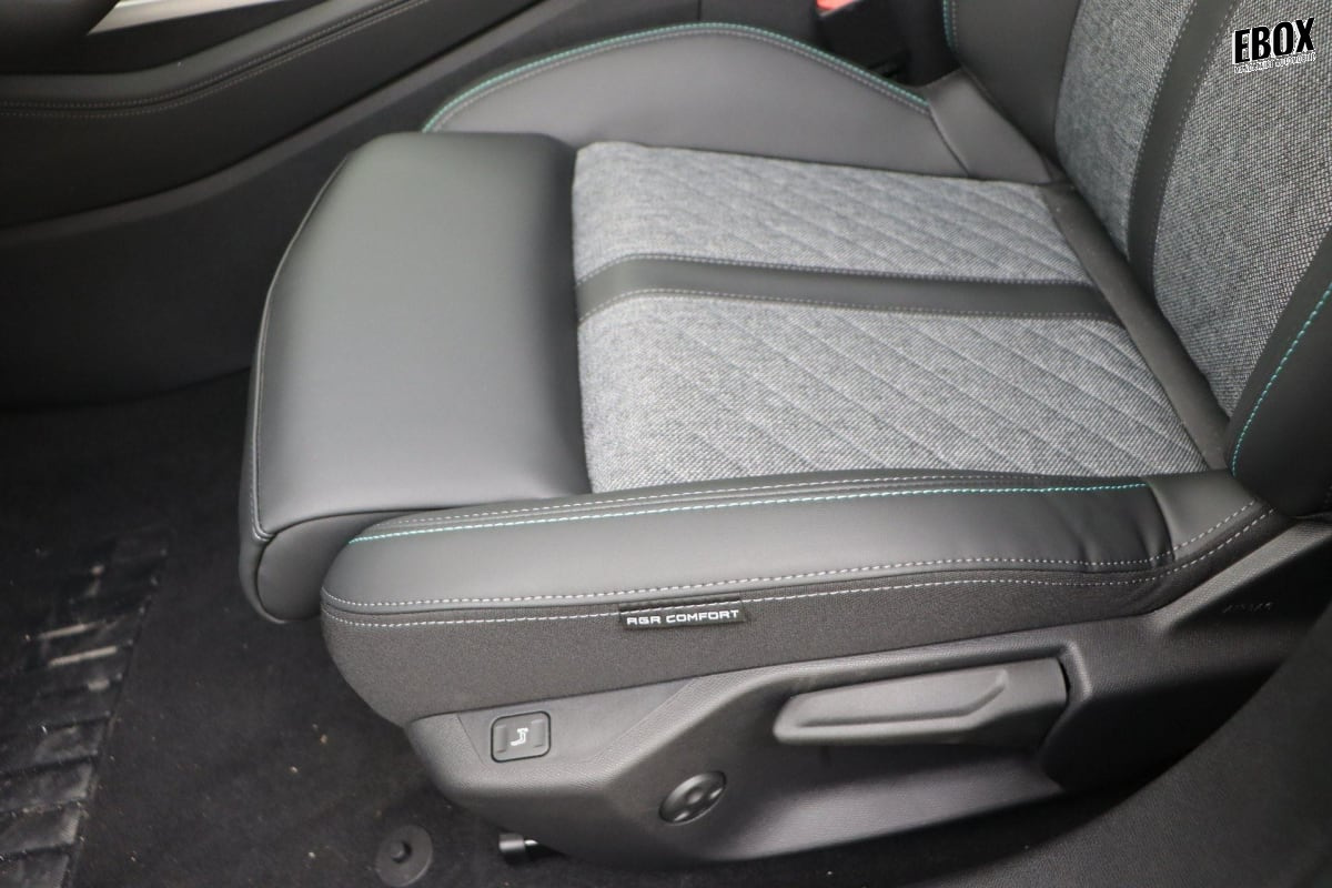 364194_p2 - PEUGEOT - 408 - 2025 - photo 9