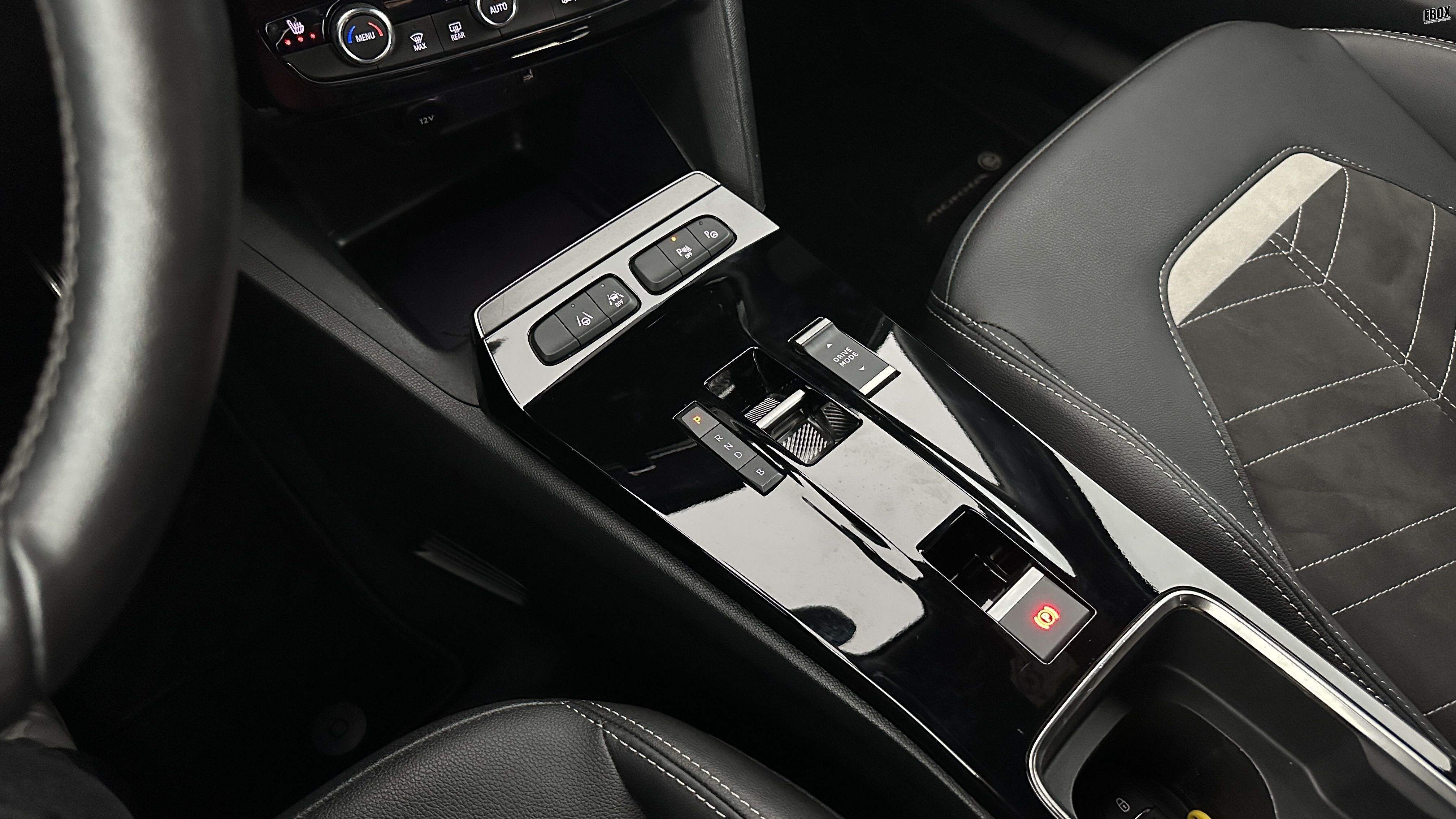 GLI00009864_p53 - OPEL - MOKKA E - 2021 - photo 21