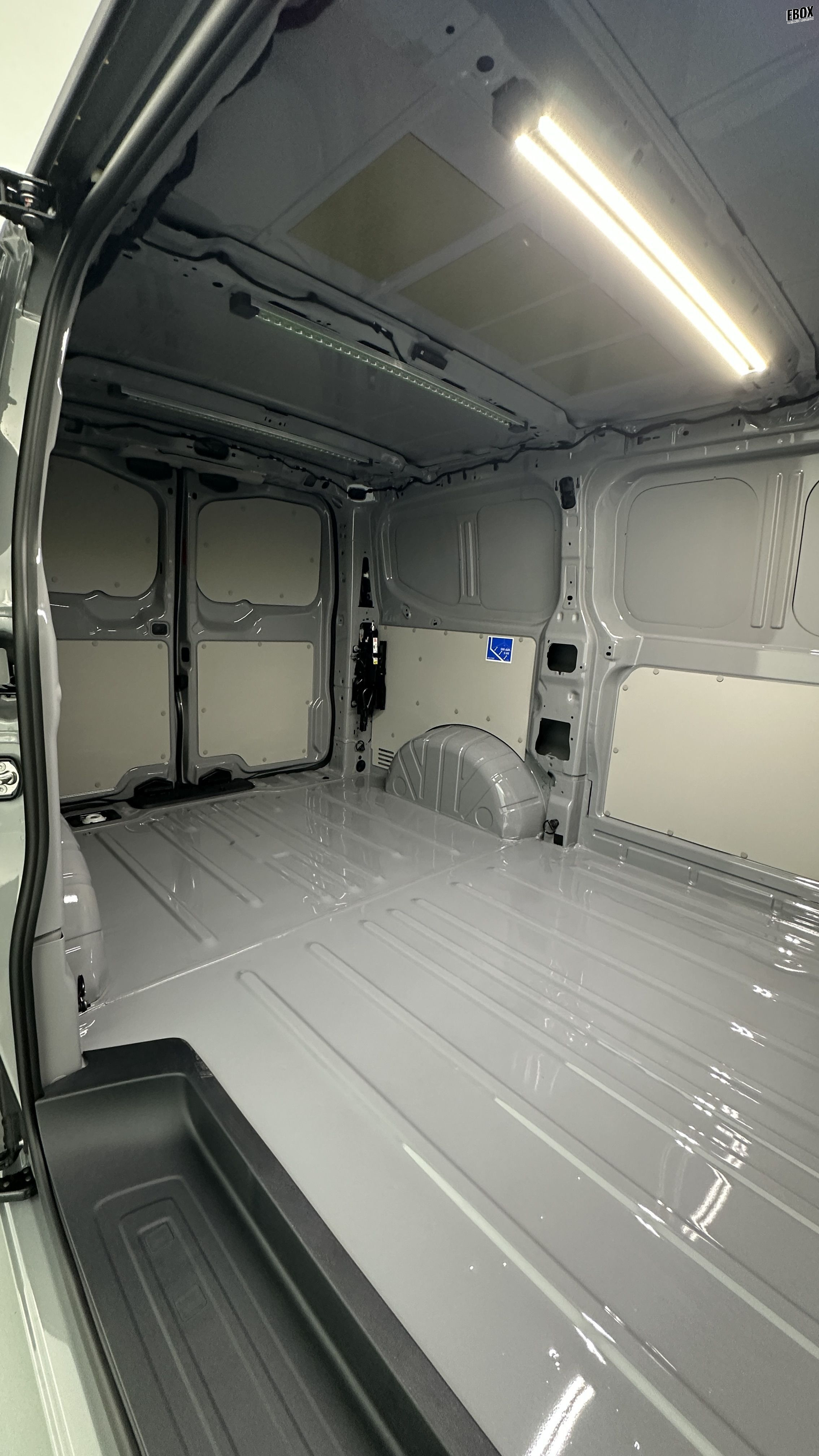 GLI00008065_p53 - VOLKSWAGEN - TRANSPORTER - 2025 - photo 8