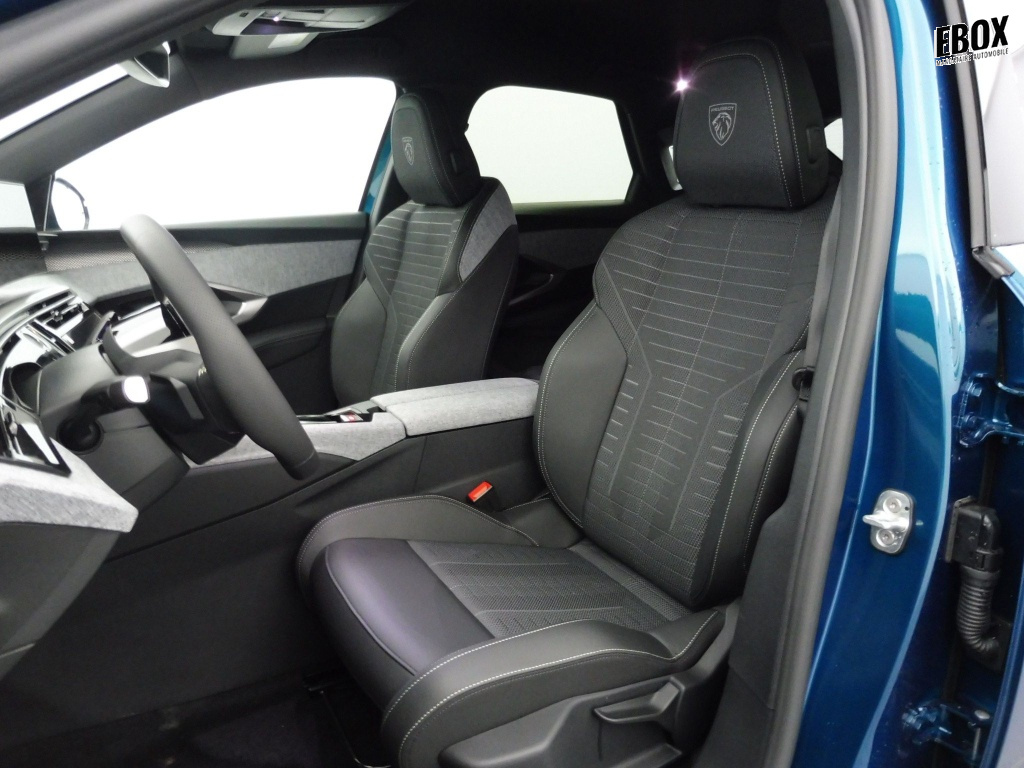 72300_p51 - PEUGEOT - 3008 - 2025 - photo 15