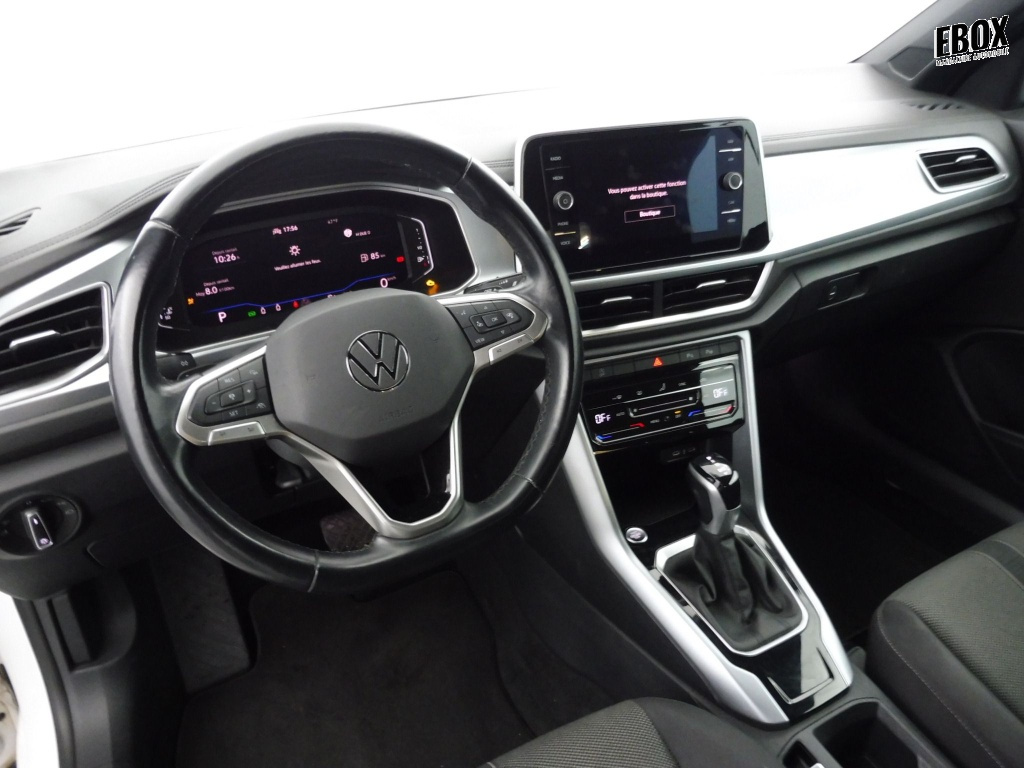 72710_p51 - VOLKSWAGEN - T ROC - 2022 - photo 15