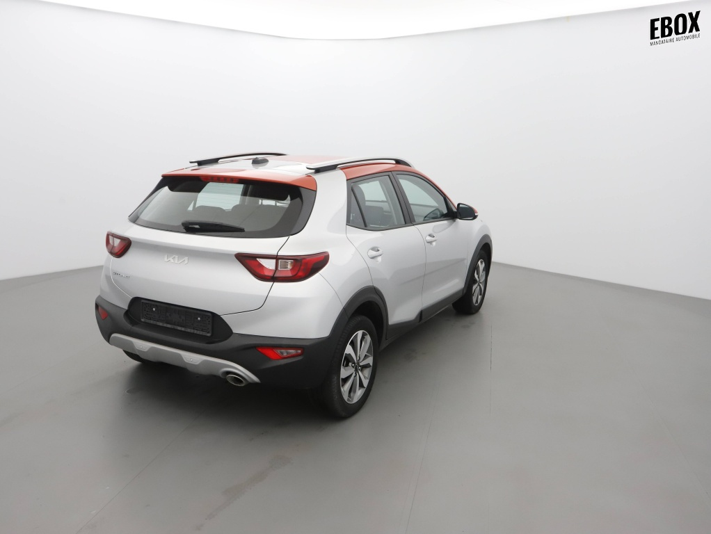 72825_p51 - KIA - STONIC - photo 3