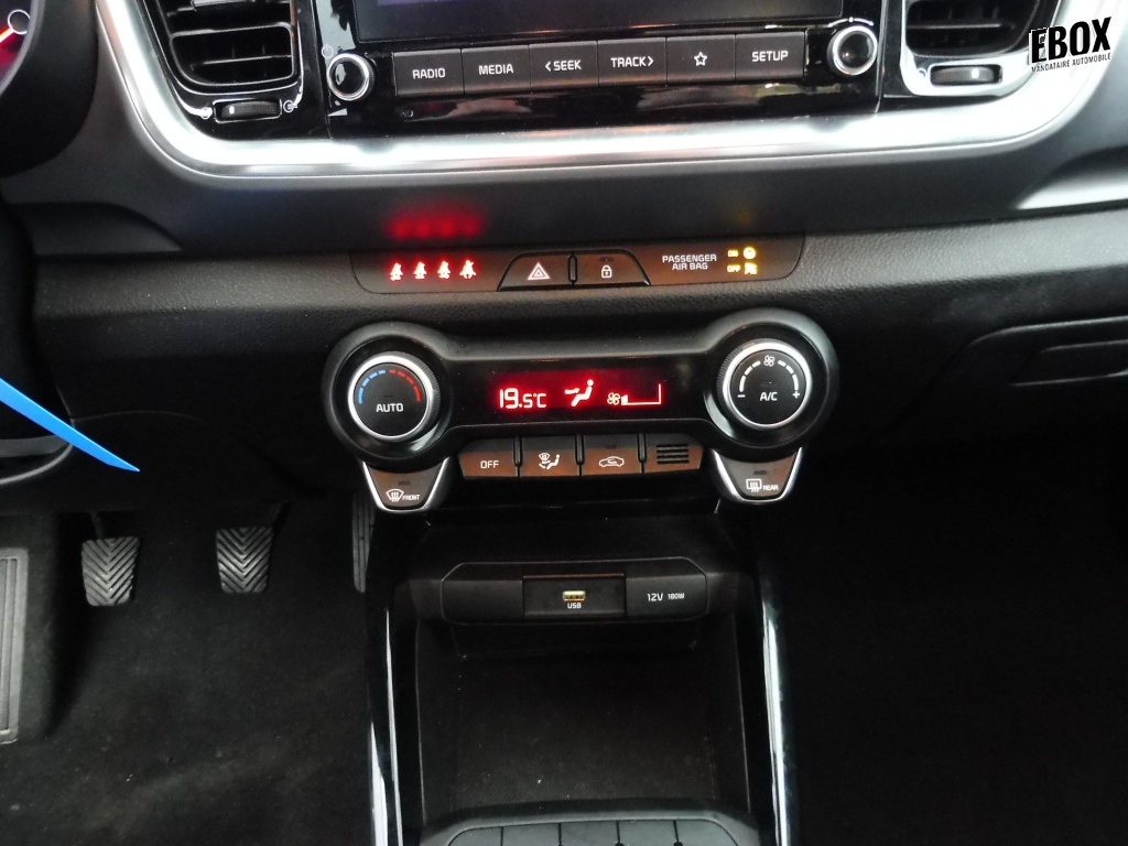 72825_p51 - KIA - STONIC - photo 7