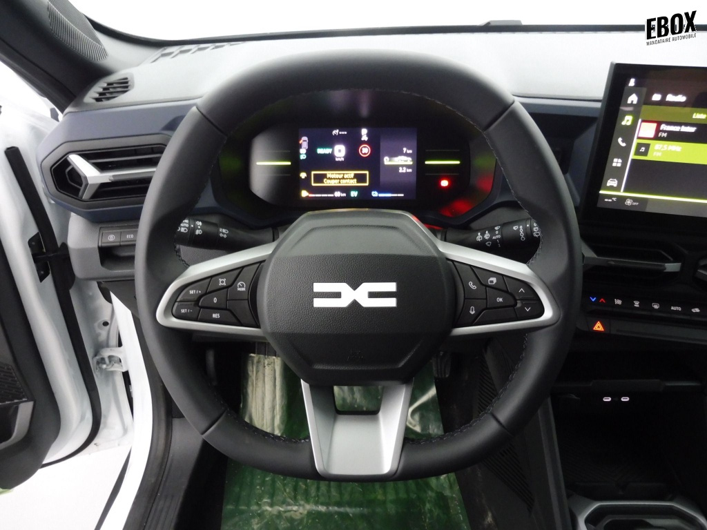 73249_p51 - DACIA - DUSTER - 2025 - photo 17