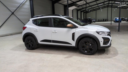 46559_p28 - DACIA - SANDERO - 2025