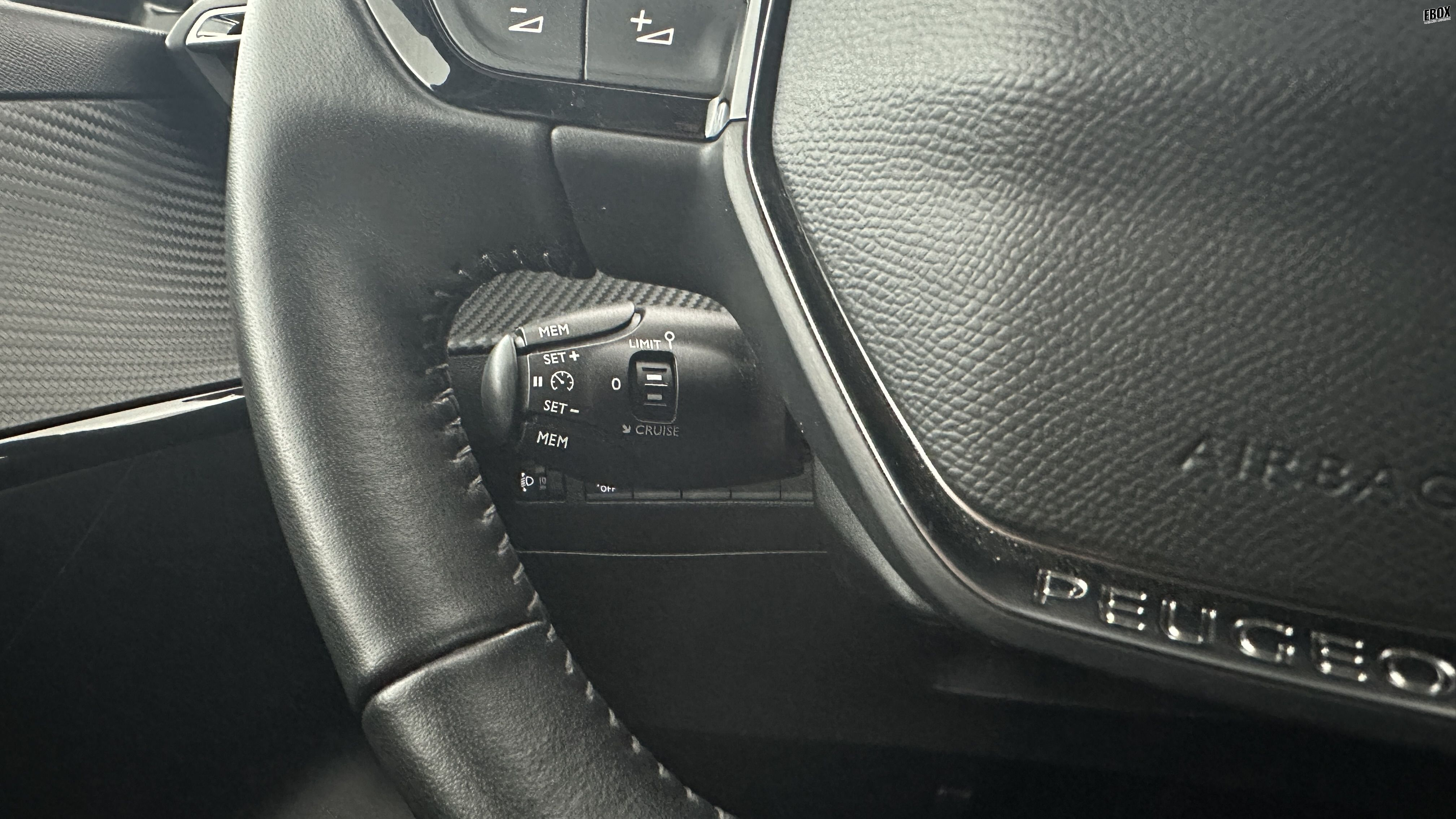 GLI00010833_p53 - PEUGEOT - 208 - 2022 - photo 19